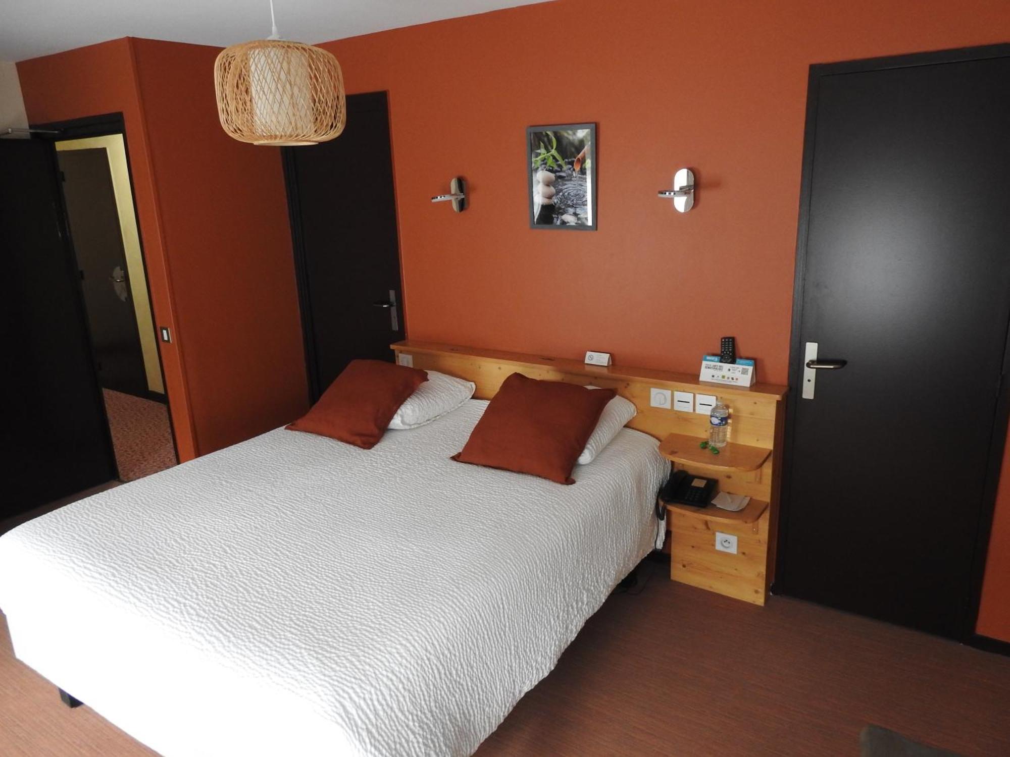 Hotel Le Barriol Saint-Julien-Chapteuil Exteriér fotografie