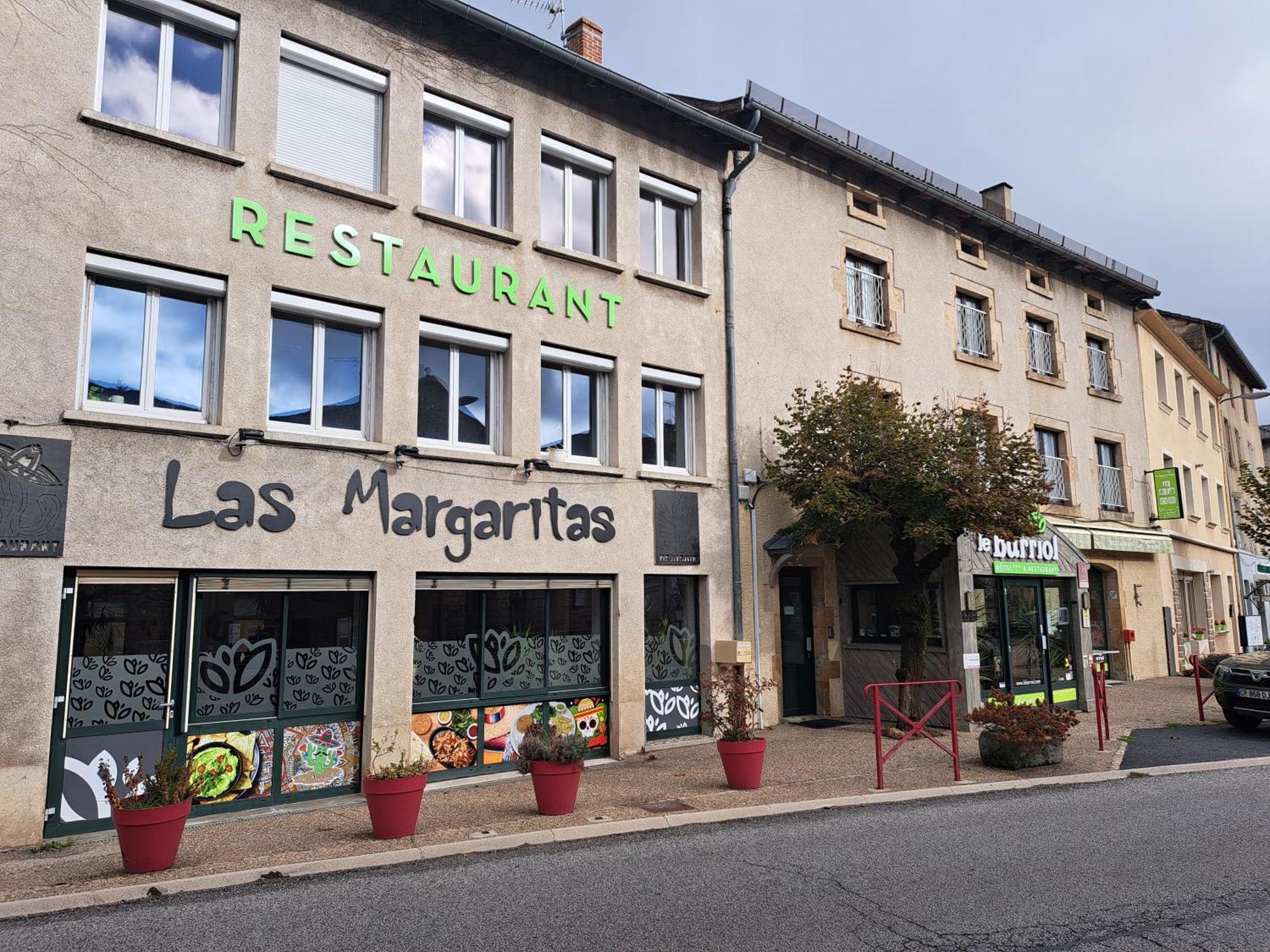 Hotel Le Barriol Saint-Julien-Chapteuil Exteriér fotografie